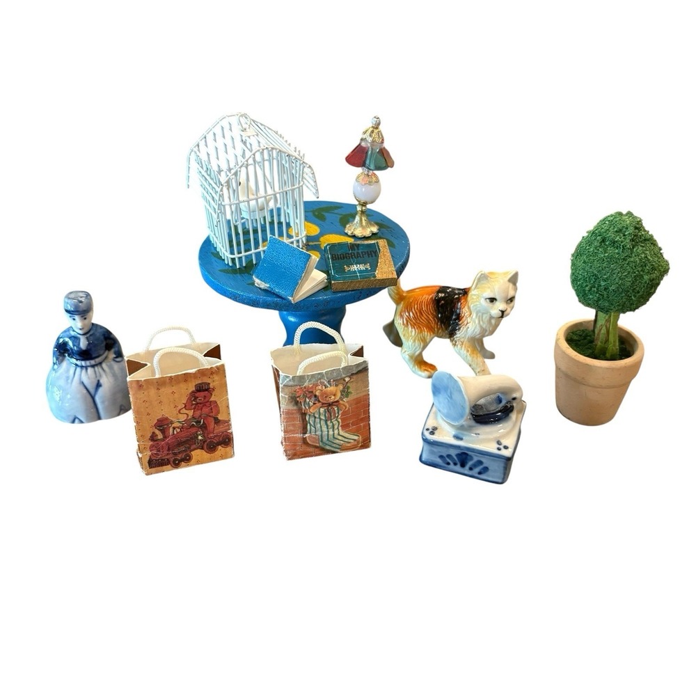 Dollhouse Miniatures ACCESSORIES Random Lot Bird Cage Plant Books Lamp Table